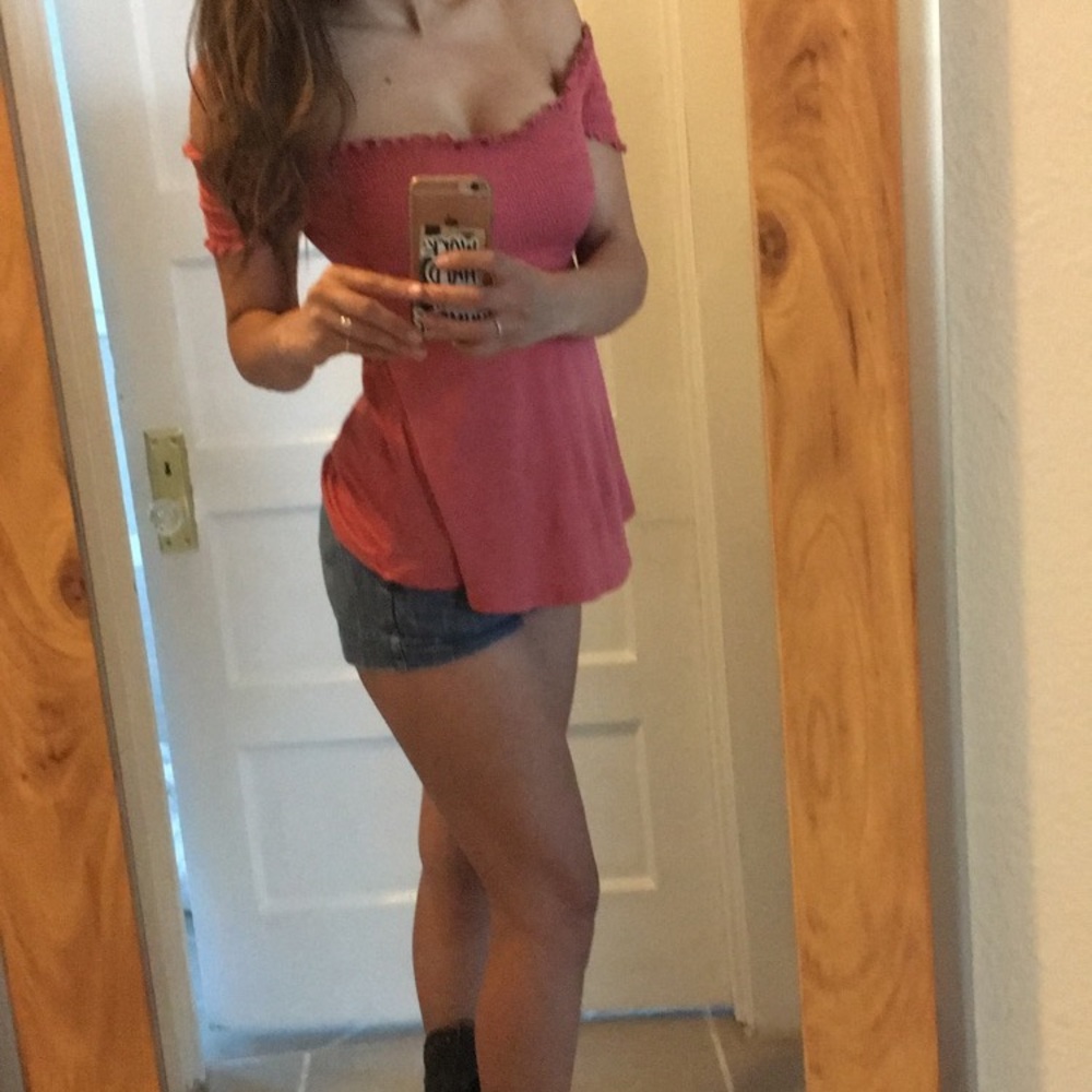 Strapless top
